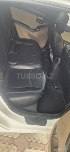 Hyundai Elantra 2012, 296,000 km - 1.6 l - Biləsuvar