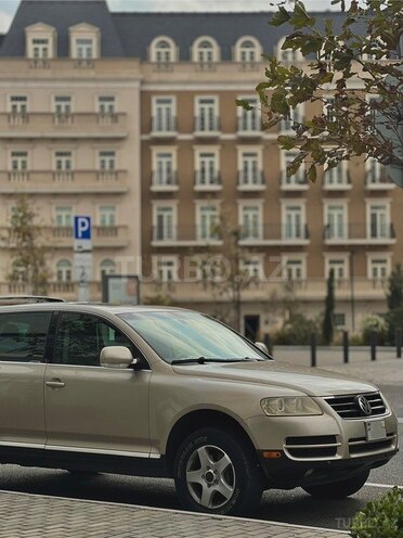 Volkswagen Touareg 2003, 255,238 km - 3.2 л - Bakı