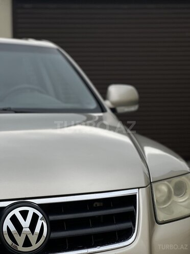 Volkswagen Touareg 2003, 255,238 km - 3.2 л - Bakı