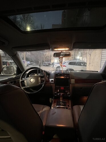 Volkswagen Touareg 2003, 255,238 km - 3.2 л - Bakı