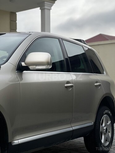 Volkswagen Touareg 2003, 255,238 km - 3.2 л - Bakı