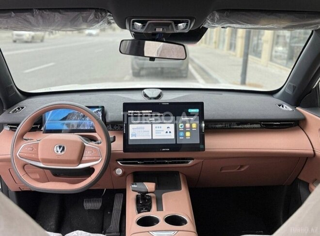 Changan  2025, 11,600 km - 1.5 l - Bakı