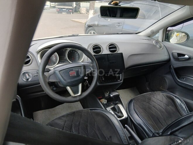 SEAT Ibiza 2011, 302,000 km - 1.6 л - Lənkəran