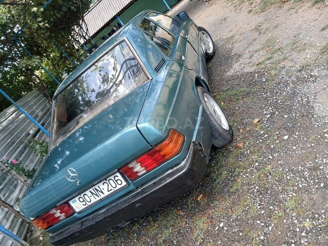 Mercedes 190 1992, 254,105 km - 2.0 l - Zaqatala