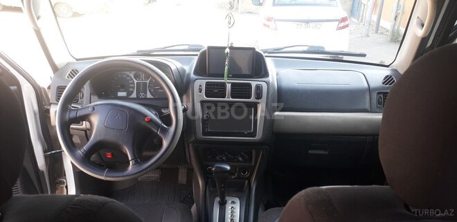 Mitsubishi Pajero io 1999, 350,000 km - 1.8 l - Bakı