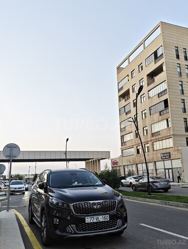 Kia Sorento 2017, 198,000 km - 2.2 л - Sumqayıt