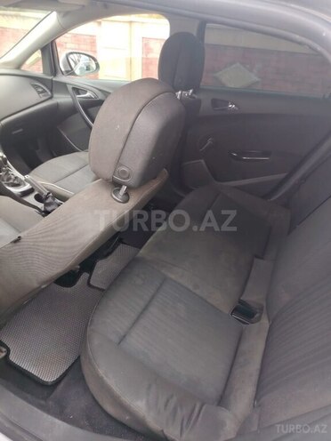 Opel Astra 2011, 377,219 km - 1.3 л - Tərtər