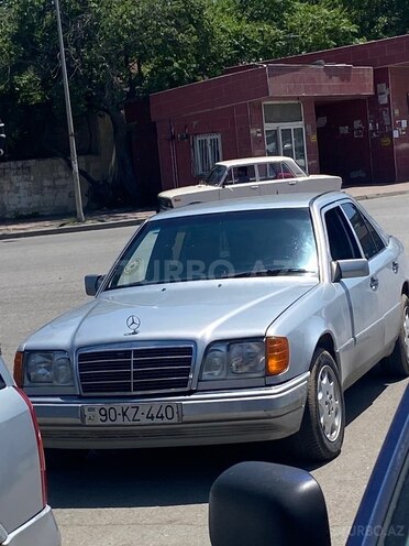 Mercedes E 250 1994, 450,000 km - 2.5 л - Bakı