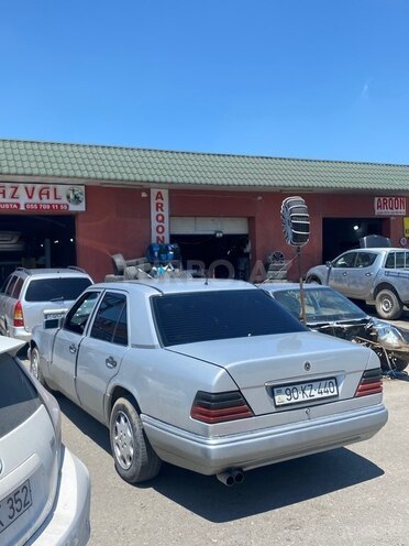 Mercedes E 250 1994, 450,000 km - 2.5 л - Bakı