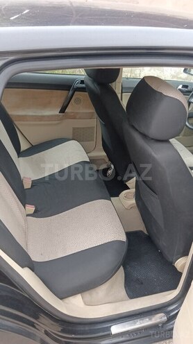 Volkswagen Polo 2004, 410,900 km - 1.4 l - Bakı