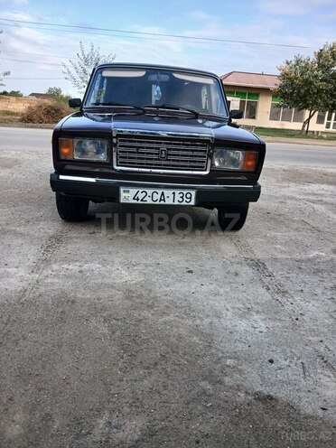 LADA (VAZ) 2107 2002, 98,646 km - 1.7 l - Salyan