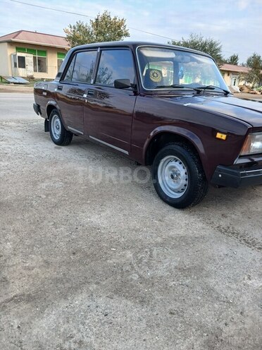 LADA (VAZ) 2107 2002, 98,646 km - 1.7 l - Salyan