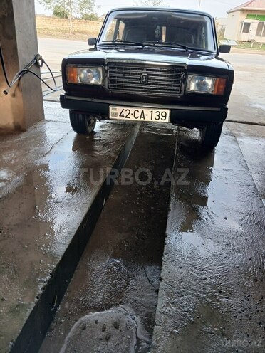 LADA (VAZ) 2107 2002, 98,646 km - 1.7 l - Salyan