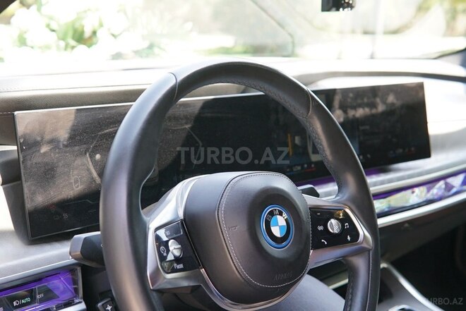 BMW i7 M70 2024, 18,000 km - 0.0 l - Bakı