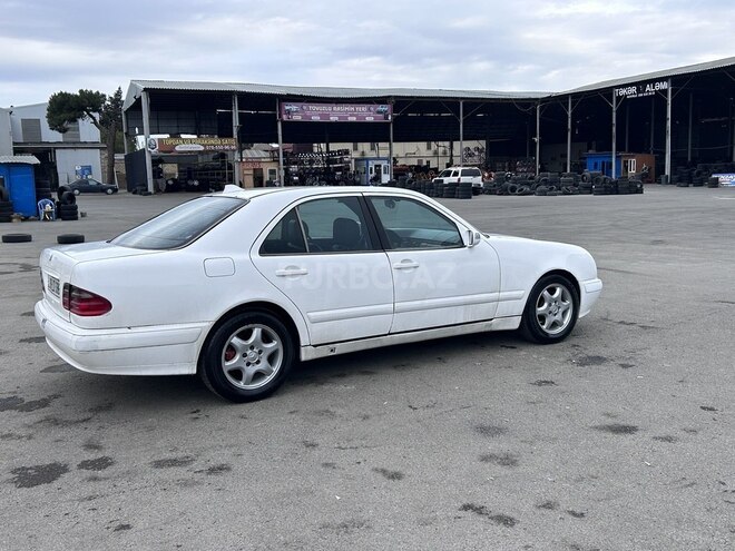 Mercedes E 220 1998, 365,254 km - 2.2 l - Bakı