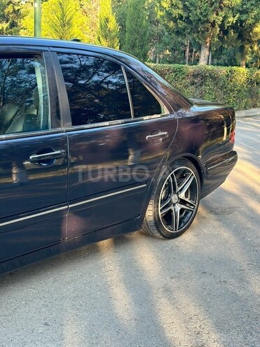 Mercedes E 240 2000, 390,000 km - 2.4 l - Kürdəmir