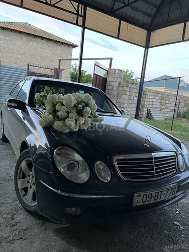 Mercedes E 240 2002, 260,000 km - 2.6 l - Bərdə