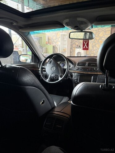 Mercedes E 240 2002, 260,000 km - 2.6 l - Bərdə
