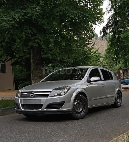 Opel Astra 2007, 271,235 km - 1.4 l - Quba