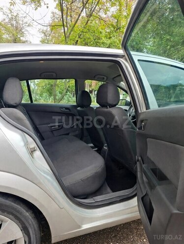 Opel Astra 2007, 271,235 km - 1.4 l - Quba