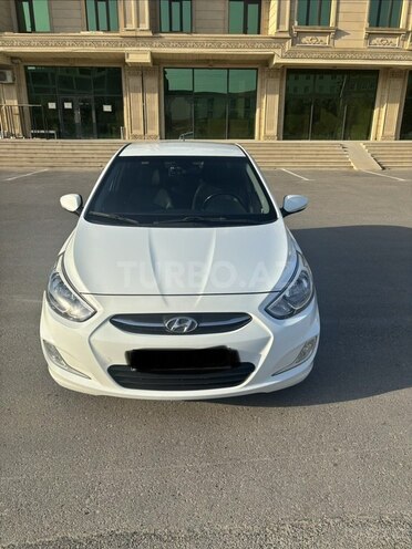 Hyundai Accent 2015, 208,000 km - 1.6 л - Bakı