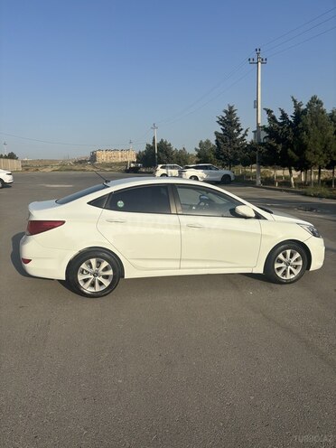 Hyundai Accent 2015, 208,000 km - 1.6 л - Bakı