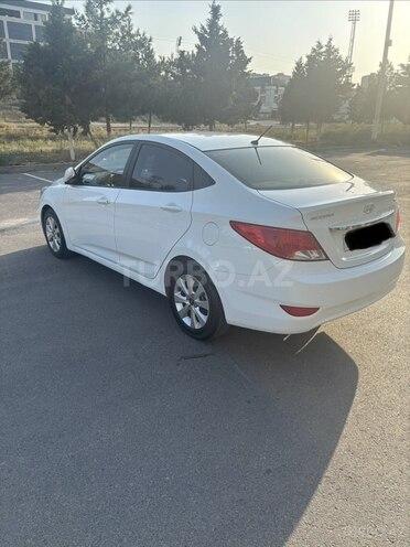 Hyundai Accent 2015, 208,000 km - 1.6 л - Bakı