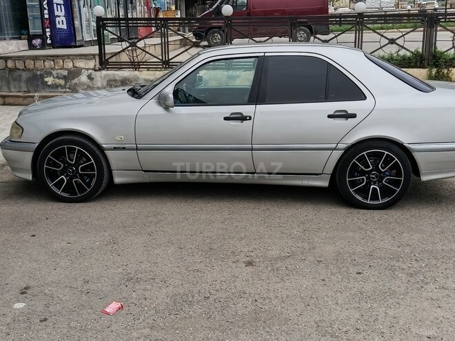 Mercedes C 180 1998, 398,000 km - 1.8 л - Qazax