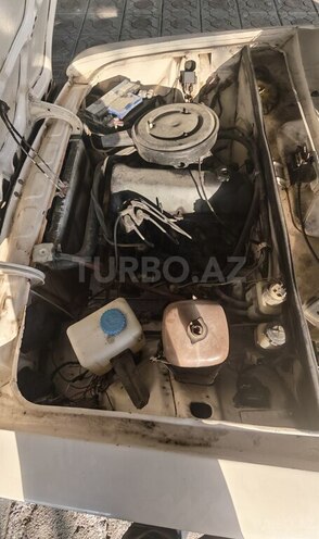 LADA (VAZ) 2106 1979, 80,000 km - 1.5 l - Salyan