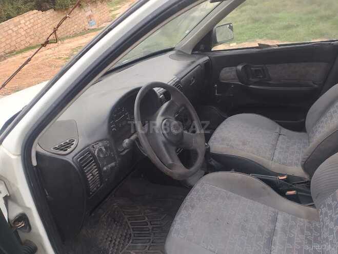 Volkswagen Polo 1995, 230,000 km - 1.6 l - Bakı