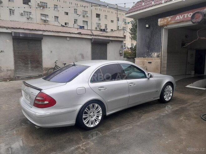 Mercedes E 240 2002, 350,000 km - 2.6 л - Şirvan