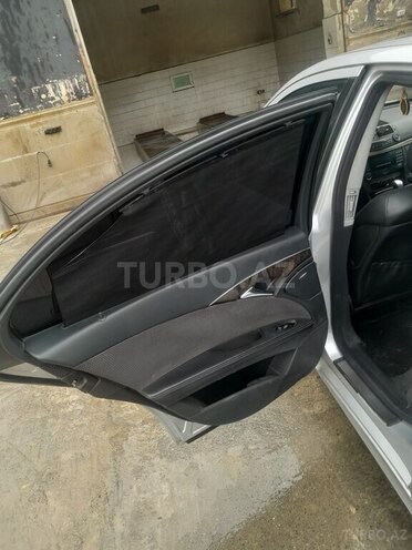 Mercedes E 240 2002, 350,000 km - 2.6 л - Şirvan