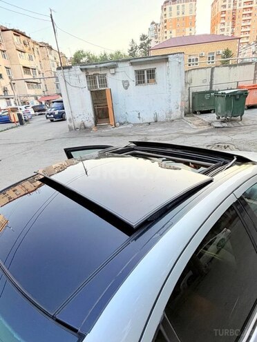 Mercedes E 240 2002, 362,000 km - 2.6 l - Bakı