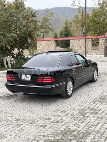 Mercedes E 280 1999, 375,000 km - 2.8 l - Ağsu