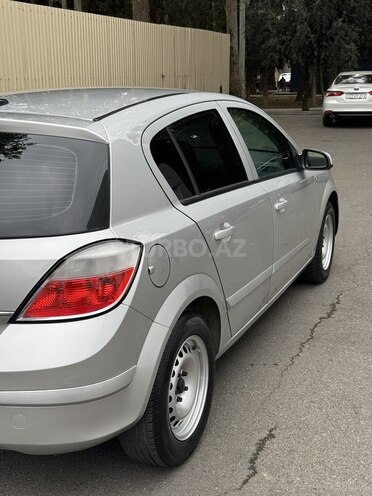 Opel Astra 2006, 400,000 km - 1.3 l - Mingəçevir