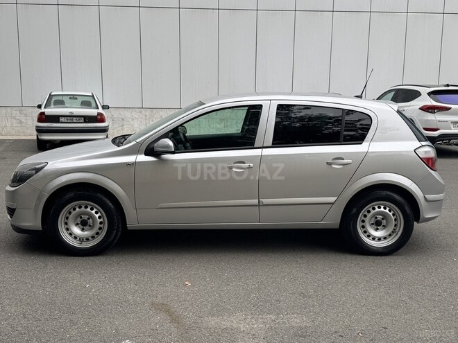 Opel Astra 2006, 400,000 km - 1.3 l - Mingəçevir