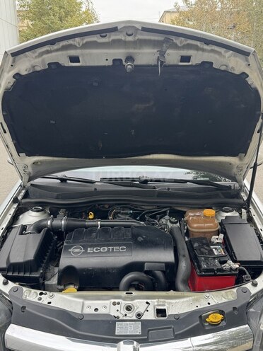 Opel Astra 2006, 400,000 km - 1.3 l - Mingəçevir
