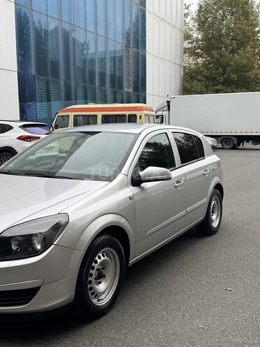 Opel Astra 2006, 400,000 km - 1.3 l - Mingəçevir