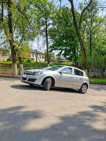 Opel Astra 2007, 271,235 km - 1.4 l - Quba