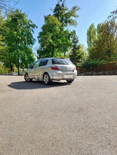 Opel Astra 2007, 271,235 km - 1.4 l - Quba