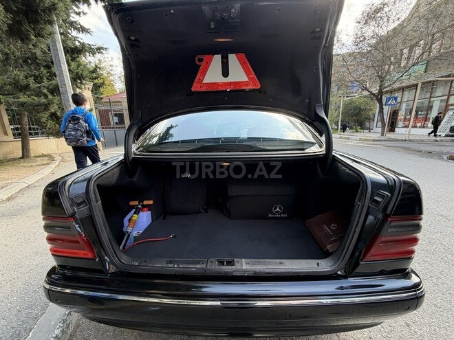 Mercedes E 270 2000, 440,000 km - 2.7 л - Bakı
