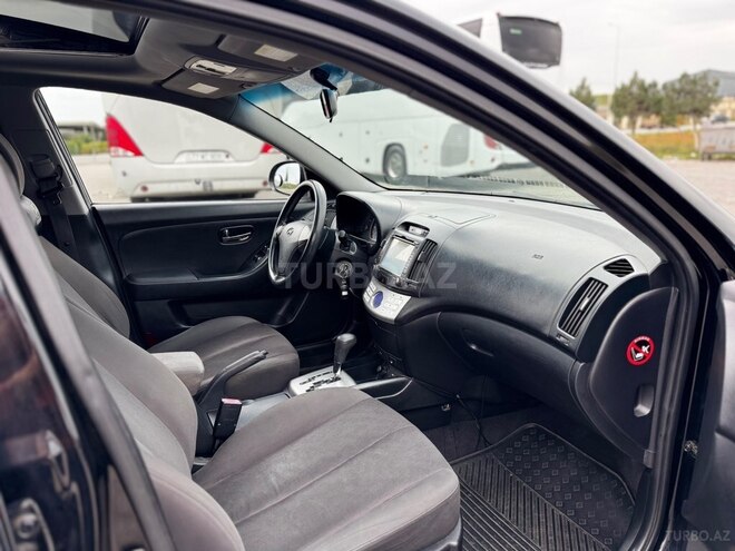 Hyundai Elantra 2010, 235,000 km - 1.6 l - Bakı