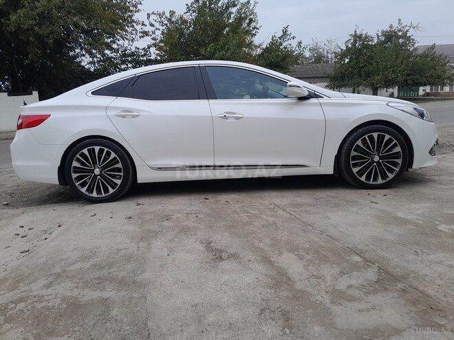 Hyundai Grandeur 2015, 226,887 km - 2.2 л - Qazax