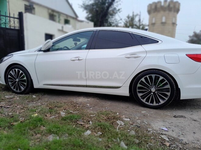 Hyundai Grandeur 2015, 226,887 km - 2.2 л - Qazax