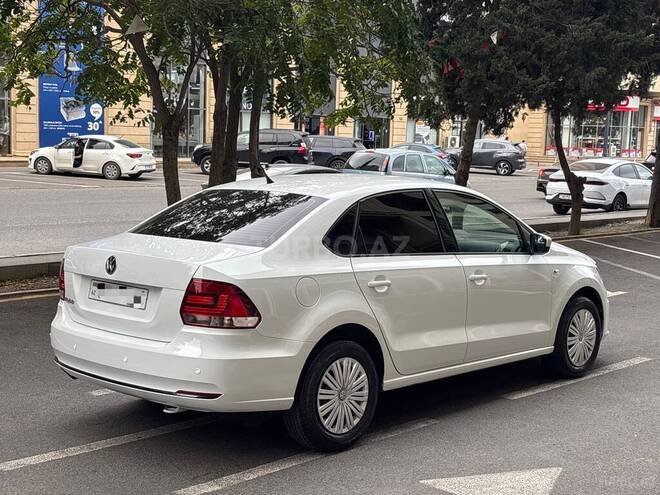 Volkswagen Polo 2018, 145,000 km - 1.6 l - Bakı