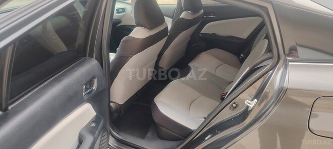 Toyota Prius 2016, 563,000 km - 1.8 l - Bakı