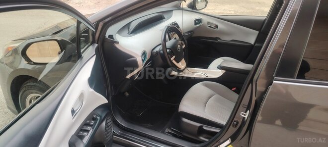 Toyota Prius 2016, 563,000 km - 1.8 l - Bakı