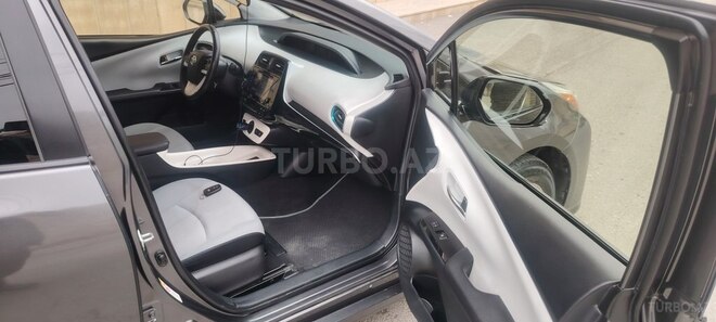 Toyota Prius 2016, 563,000 km - 1.8 l - Bakı