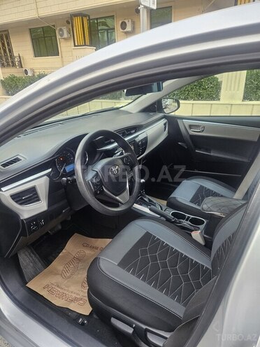 Toyota Corolla 2016, 222,000 km - 1.8 л - Bakı