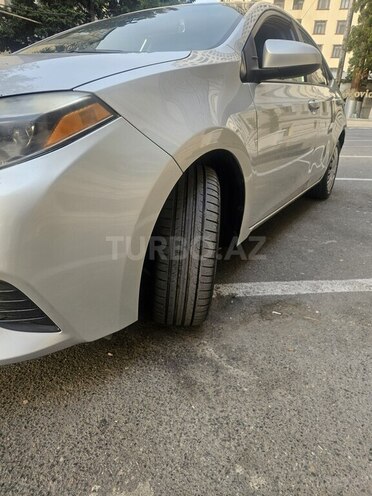 Toyota Corolla 2016, 222,000 km - 1.8 л - Bakı